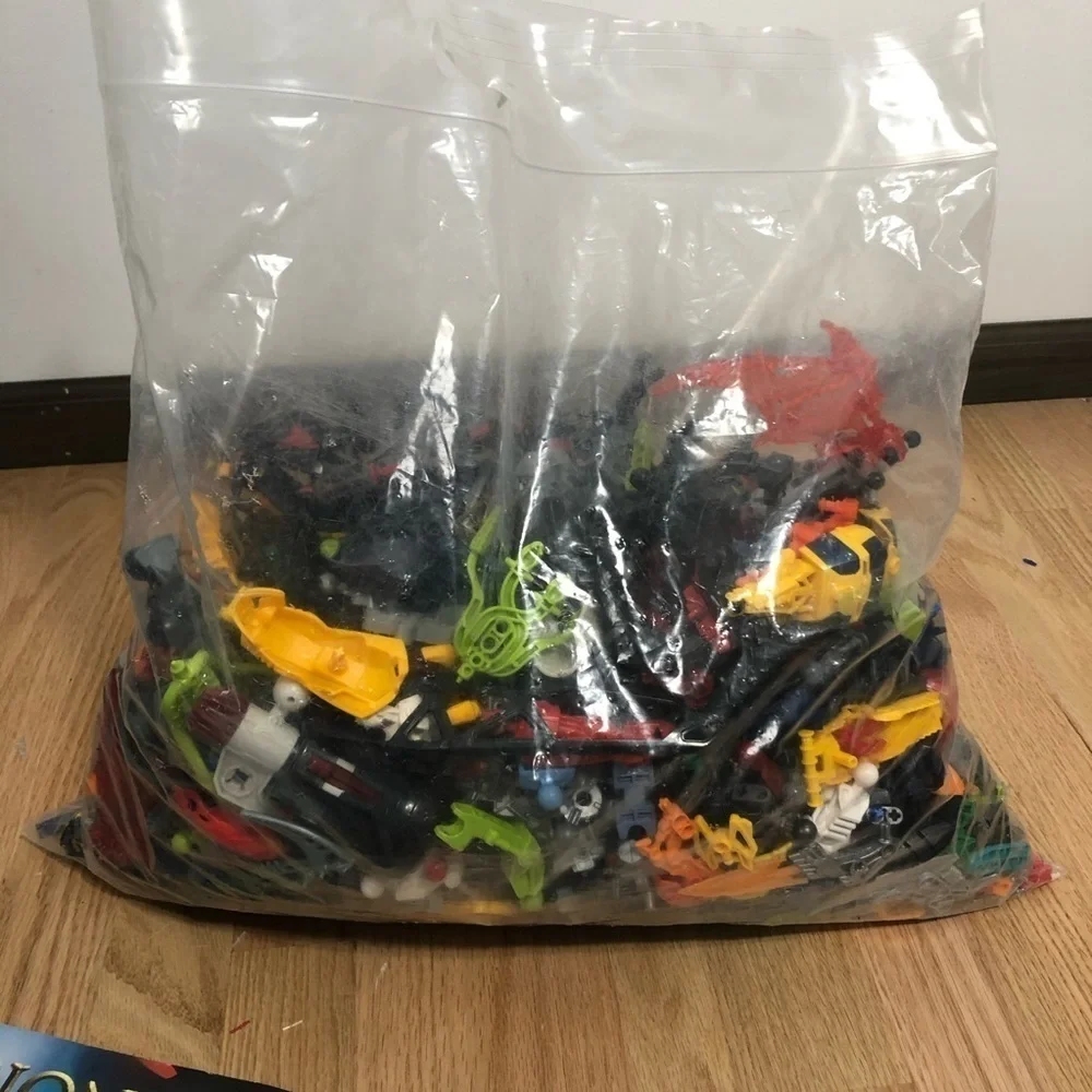 Lego Mixed Bag Building Blocks W/ Instruction Books Bionicle Hero Factory